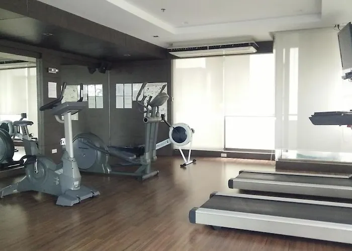 Executive 2 Bed Nana Bts 100m Skyline * 曼谷