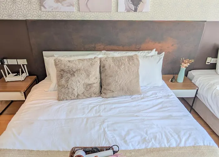 Executive 2 Bed Nana Bts 100m Skyline 公寓 曼谷